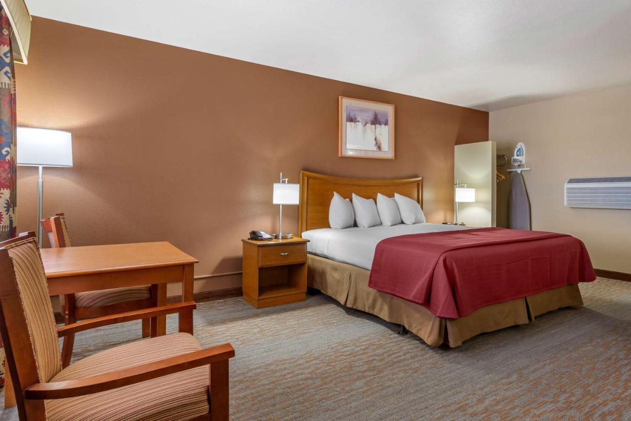 Best Western Canyon De Chelly Inn Chinle Exterior photo